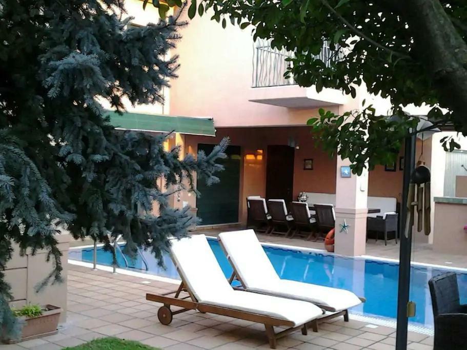 4-Seasons Pool Villa Near Meteora Tríkala Екстериор снимка